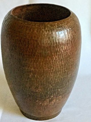 Antique Arts & Crafts Hammered Copper Vase Stickley Era Vintage 8.  7”h X 6.  5 Dia.