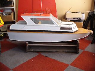 Large Vintage R/c Model Boat.  Radio Controlled Model Boat 45 ".  114 Cm Model Boat