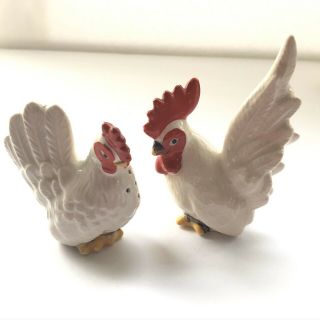 Vintage Ceramic Rooster and Hen Chicken Salt & Pepper Shakers 3