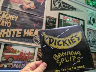 The Dickies - Banana Splits Tra la la song / Paranoid Yellow Vinyl 7inch 3