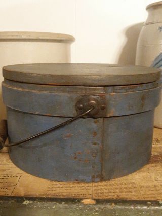 Antique Bail Handle Pantry Box In Old Style Federal Blue Milkpaint - Makedo Lid