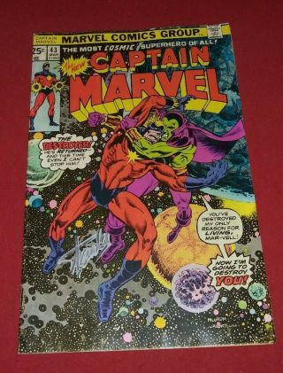 Captain Marvel 43 Fn,  6.  5 Signed By Stan Lee Drax The Destroyer Cover Key L@@k