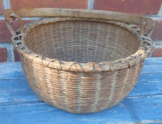 Great Early American Splint Swing Handled Basket With Double Wrapped Top