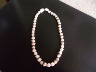 Vintage Pre - Owned Traditional Hawaiian Kahelelani Shell Necklace
