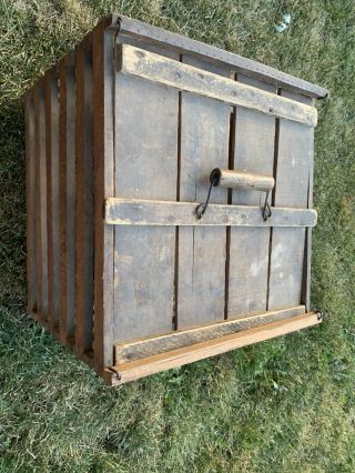 Primitive Wooden Slats Egg Crate Box Carrier Lid Handle Farm House Country deco 2