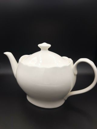 I.  Godinger Co.  Cream Colored Porcelain Teapot