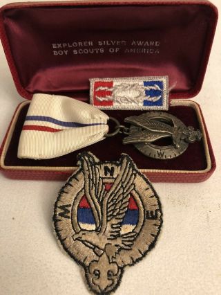 Boy Scouts Explorer Silver Award Type 2 Medal,  Patch And Square Knot