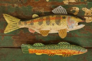 (2) Vintage Ice Spear Fishing Fish Decoys Primitive Fork Art 9 1/2 " L