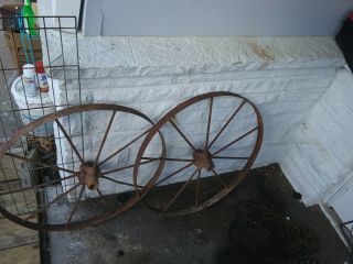 Antique matching 26 “ Iron Spoke Farm Wagon Wheels Industrial great cond 3
