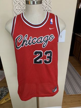 Vintage 90s Nike Chicago Bulls Michael Jordan Sewn Basketball Jersey Mens S