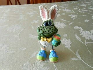 , Vintage Russ Berrie & Co. ,  Inc.  Frog In A Easter Bunny Outfit W/easter Egg