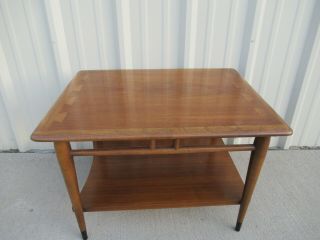 Vintage Mid Century Modern Lane Dovetail Wood Top Two Tier Side End Lamp Table