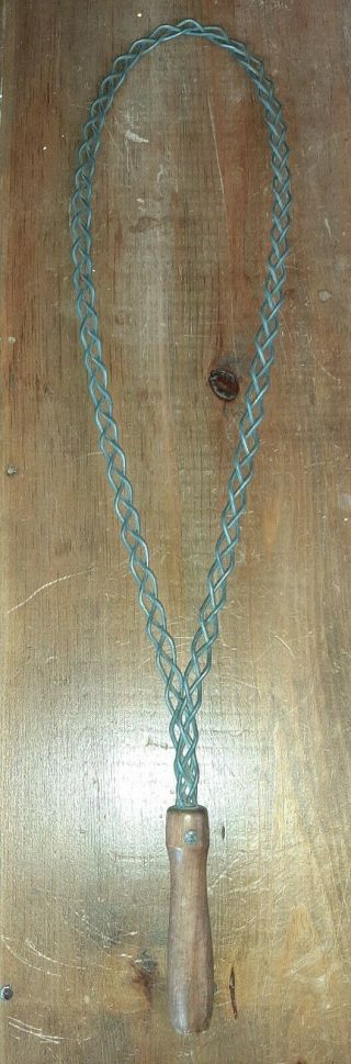 Vintage Large Wire Rug Beater Pillow Fluffer Wooden Handle 29.  5” Long Decorative