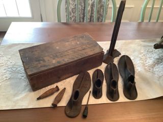 Antique Perfect Little Cobbler Wood Box Cast Iron Stand Shoe Molds Set