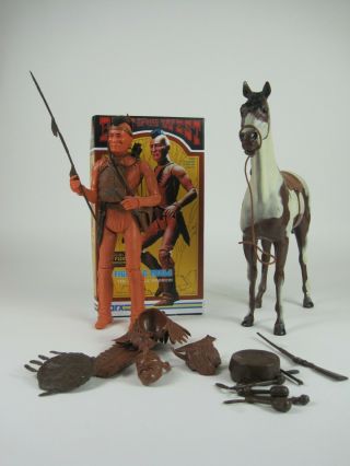 Johnny West - Vintage/Fighting Eagle w/ Storm Cloud horse & Box 2