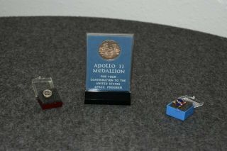Nasa Apollo 11 Flown Metal Medallion W/10k Gold 20yr,  Nasa Sterling Project Pins