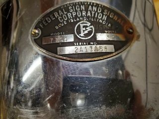 Vintage Federal Sign & Signal Corporation Police Fire Rescue Model 77 GA 12. 3