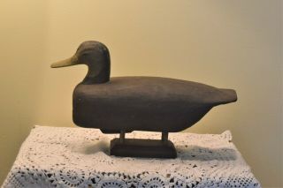 2 VINTAGE CA.  1940/50 ' s WOOD BL ACK DUCK DECOY 2Pc HOLLOW BODY HUNTING DUCKS 2