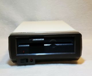 ANTIQUE VINTAGE ATARI COMPUTER 800XL & 1050 DISK DRIVE WITH 2 WICO CONTROLLERS 2