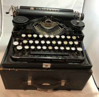 Vintage 3 Bank Underwood Standard Portable Typewriter,  Made In U.  S.  A