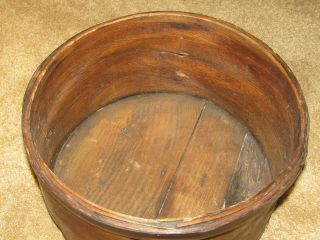 ANTIQUE PRIMITIVE ROUND WOOD CHEESE BOX WITH METAL RIM AND SUPPORTS 2