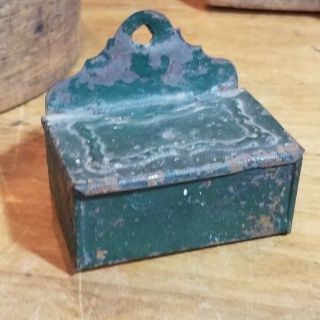 Htf Primitive Antique 19th C Tin Match Safe With Old Green Paint Old Lighting