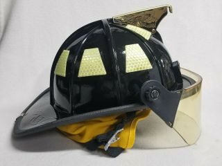 Cairns 1010 Fire Helmet with Eagle and Drop Down Face Shield 1997 Unused? 3