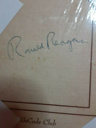President Ronald Reagan Early Signed Napkin In V/ G With His Name