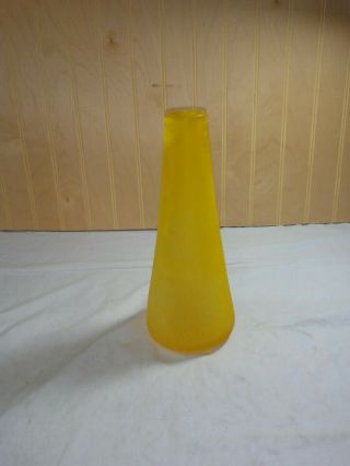 Vtg Hand Blown Yellow Frosted Art Glass Vase 10 "