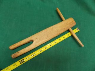 Vintage Rope Bed Tightener Wrench Tool Key.  Antique.  Hand Carved Wood.