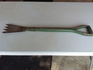Vintage Hay Knife Shovel Cutter Antique Old Primitive Farm Barn Tool
