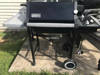 Classic Vintage Weber Propane Grill Great Barely Plus Microwave