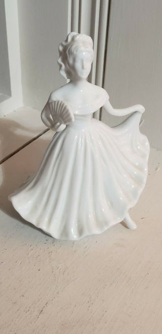 Vintage Paris Royal Elegant White Porcelain Figurine 6 " Dancing Lady With Fan