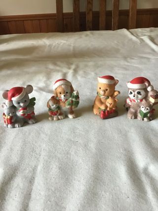 4 Homco Christmas Aminal Figures Moms With Babies 5180 Raccoon Cat Dog Mouse