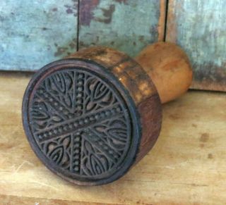 Primitive Pa Dutch Carved Wood Fancy Geometric Circle Butter Mold Stamp Press