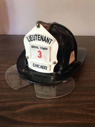 Chicago Fire Department Cairns 880 Lieutenants Helmet
