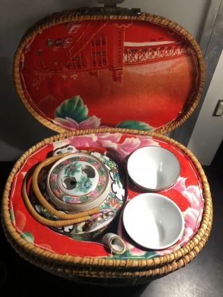 Vintage Chinese Rose Medallion Porcelain Tea Pot Tea Set In Woven Picnic Basket