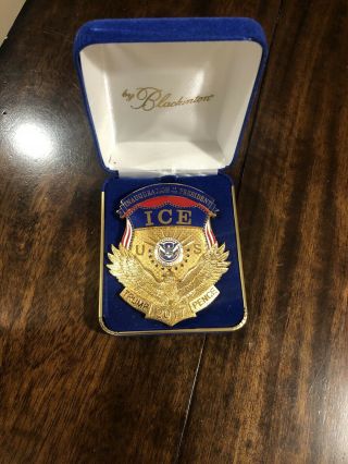 President Trump,  VP Pence 2017 Inaugural Commemorative Badge Set 2