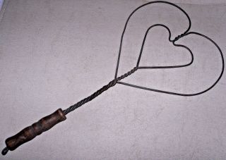 Vtg Double Heart Wire Rug Beater Wooden Handle 15 " Nos Closed Mercantile Store