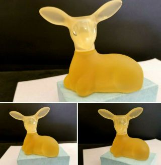 Vintage Avon Precious Doe Deer Frosted Glass Figurine Decanter Cologne Bottle