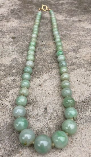 Vintage Green Jade Beaded Necklace Graduated Strand Stunning Real Jade