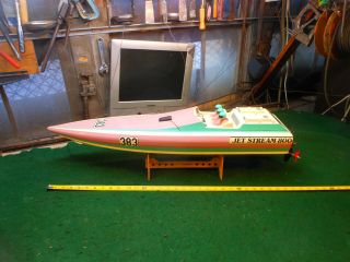 Vintage Kyosho Jetstream 800 Rc Boat Looks Complete.