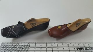 2 Vintage Wooden Shoe Lasts Mississippi Valley Last Co.  St.  Louis 1950 Women
