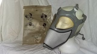 Gas Mask Cbr Civilian Cd V - 805 / In Package 1963 - Size 3