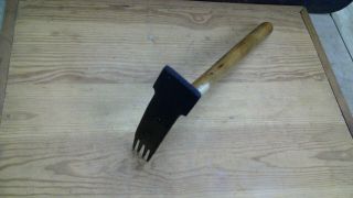 Unique Vintage Metal Garden Hand Tool Pick Rake Claw Primitive