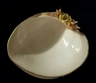 Vintage Handmade Beach Cottage Seashell Soap Dish With Seashell Flower 2