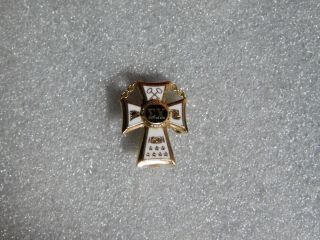 Vintage 10k Solid Gold Sigma Chi Fraternity Pin Badge