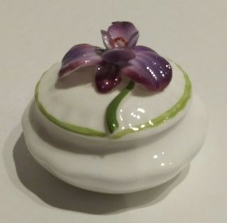 Vintage Small Porcelain Trinket Box With Raised Purple Flower On Lid
