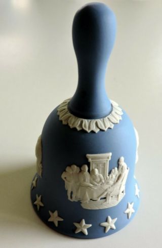 Wedgwoood - Bicentennial Dinner Bell Jasperware 1976 Blue & White England 4”h