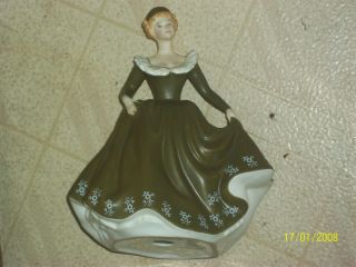 Vintage Royal Doulton " Geraldine " Lady In Olive Green Dress Figurine 8 " Tall